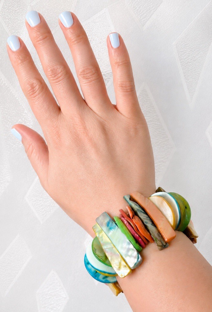 Chunky Multicolor Shell Resin Stretch Bracelet Boho Artisan Statement Jewelry