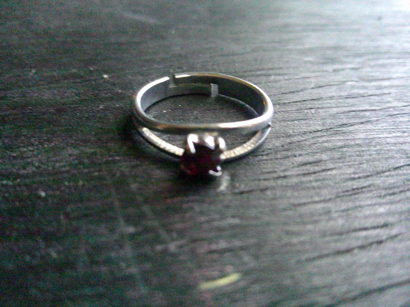 split ring small red fake stone silver colored band size 4