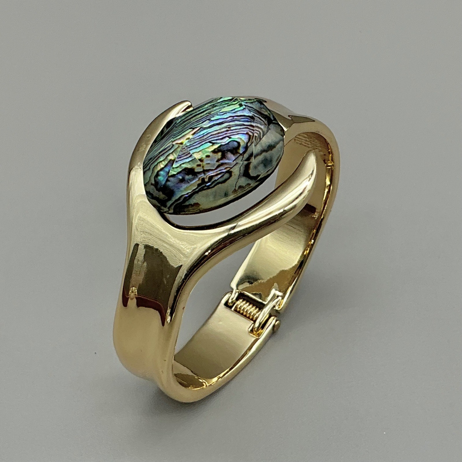 Bracelet Women Gold Tone Abalone Shell Hinge Cuff Bangle Modernist Boho 6.5 In
