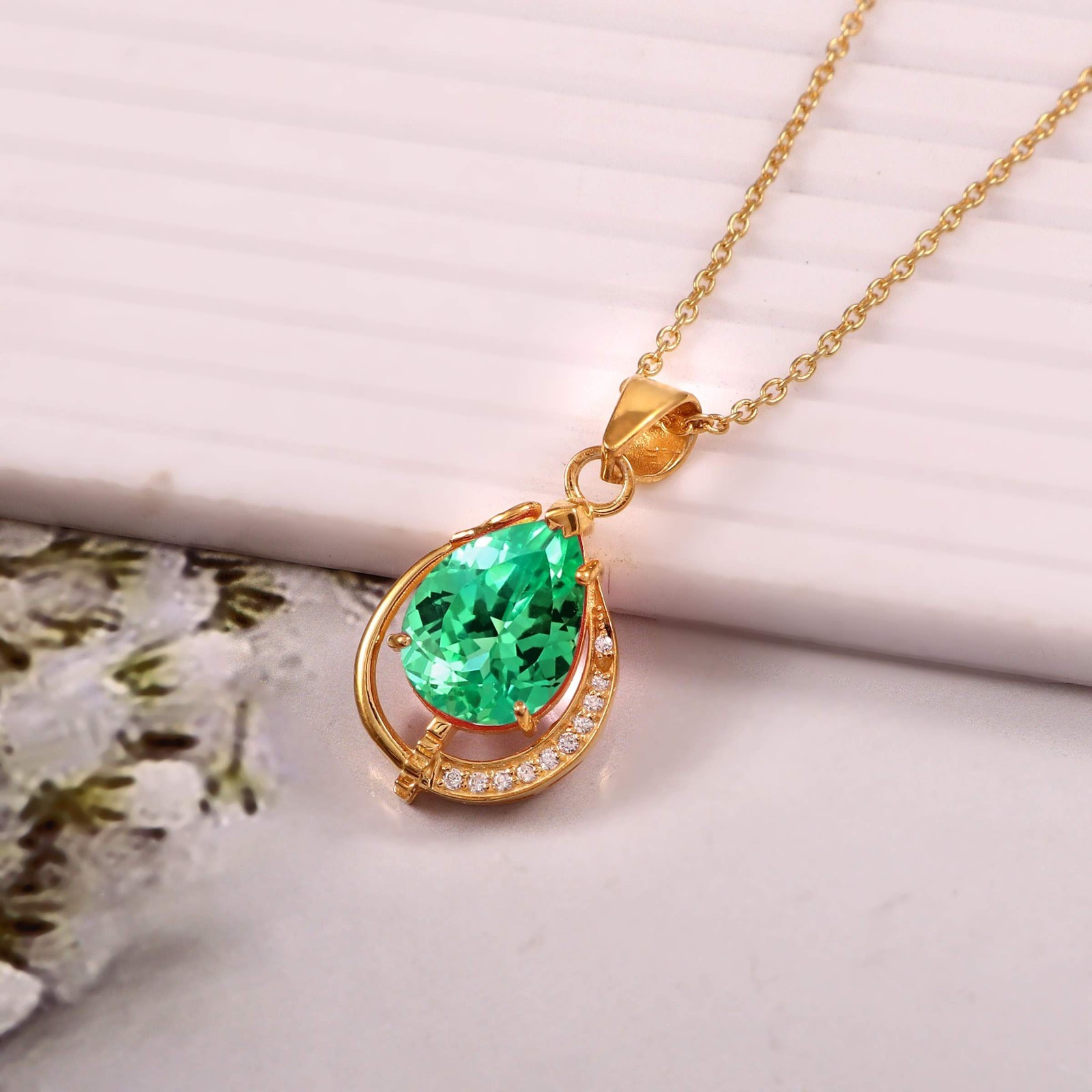 925 Silver Green Sapphire Pendant 10K Gold Plated Pear 13×10 Proposal Necklace