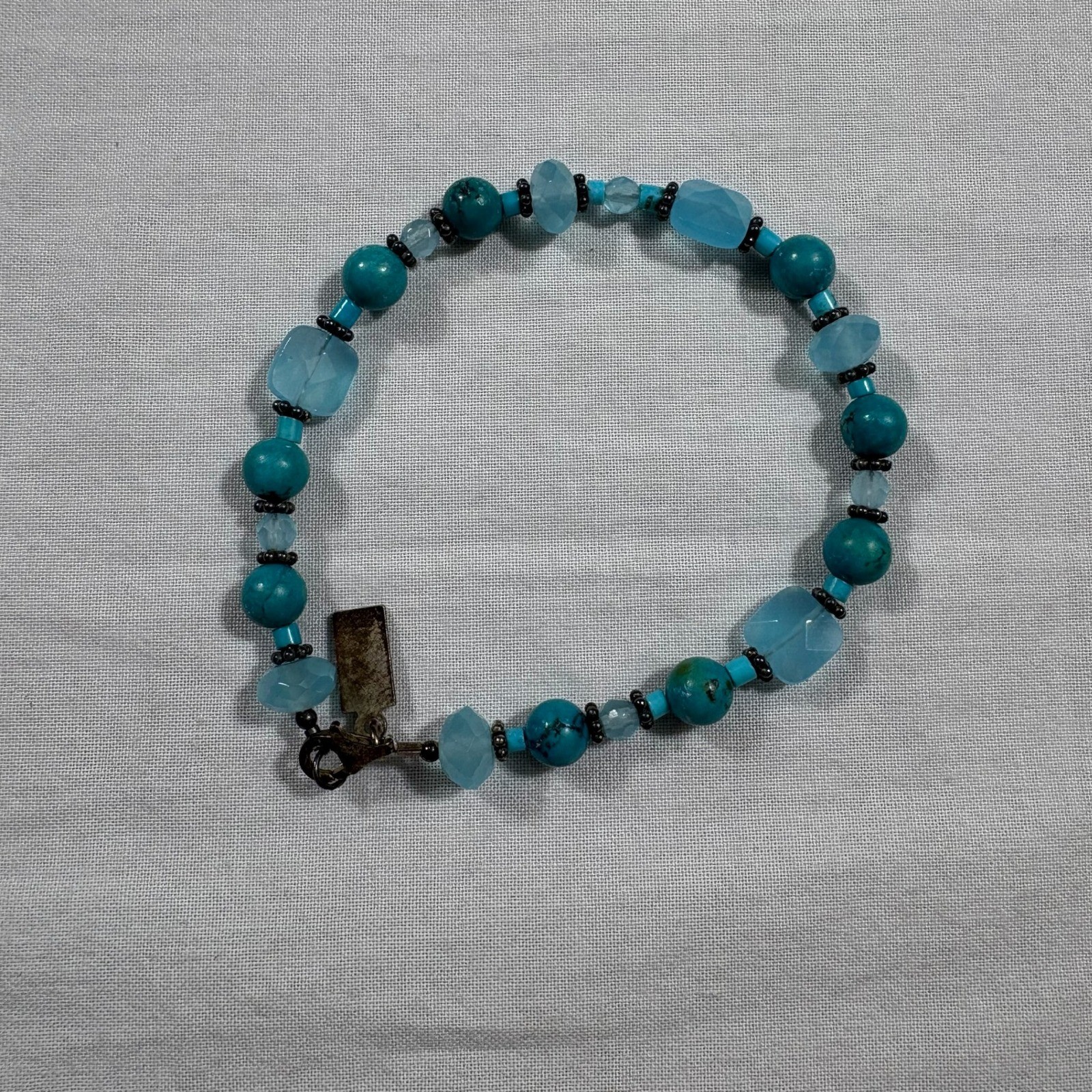Baroni Designs Turquoise Blue Faceted Bead Charm Bracelet