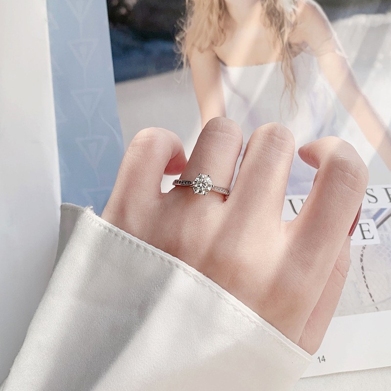 S925 Sterling Silver 1 carat moissanite classic six-prong diamond ring