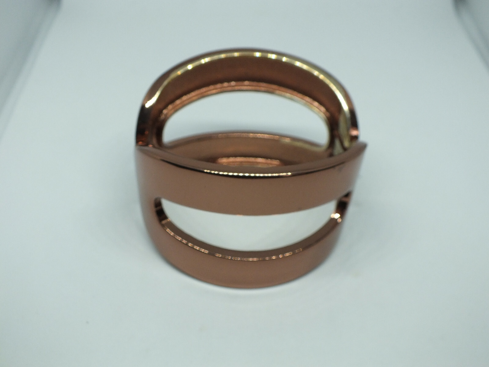 Beautiful Clamp Bracelet Copper Tone Shiny Open 2″ Wide x 2 3/8″ Across NICE