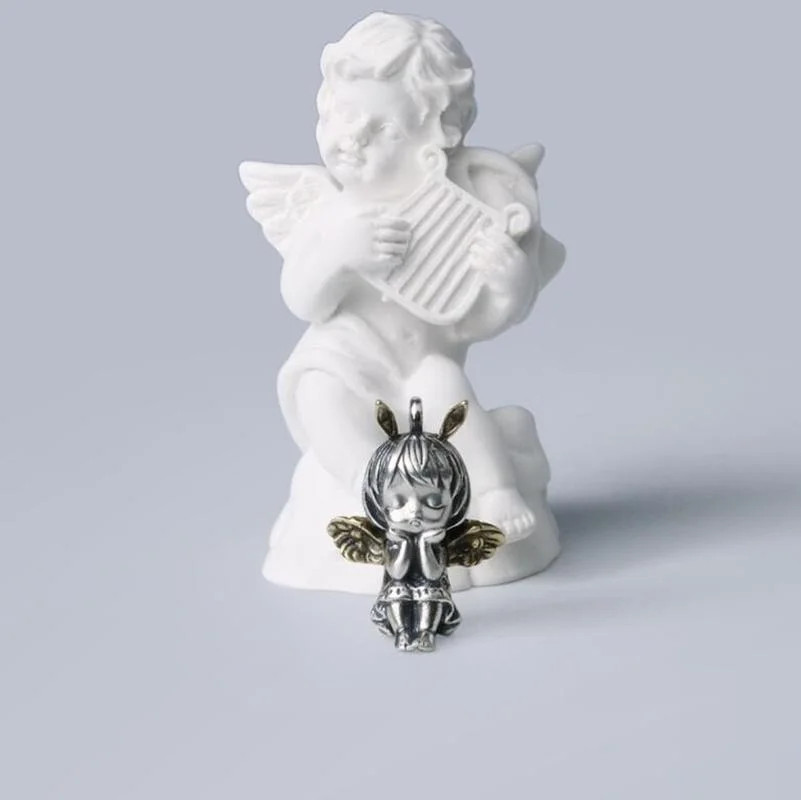 Vintage Cute Angel Girls Pendant Necklace Metal Angel Wings Necklace for Women