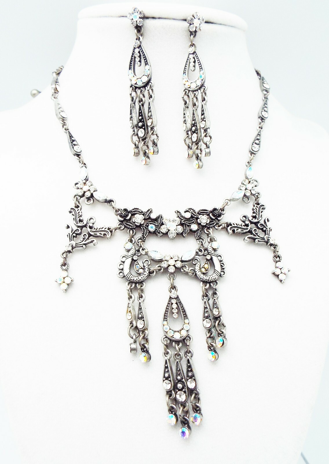 DESIGNER INSPIRED 17in CLEAR MULTI CRYSTAL SILVERTONE VICTORIAN JEWELERY SET NEW