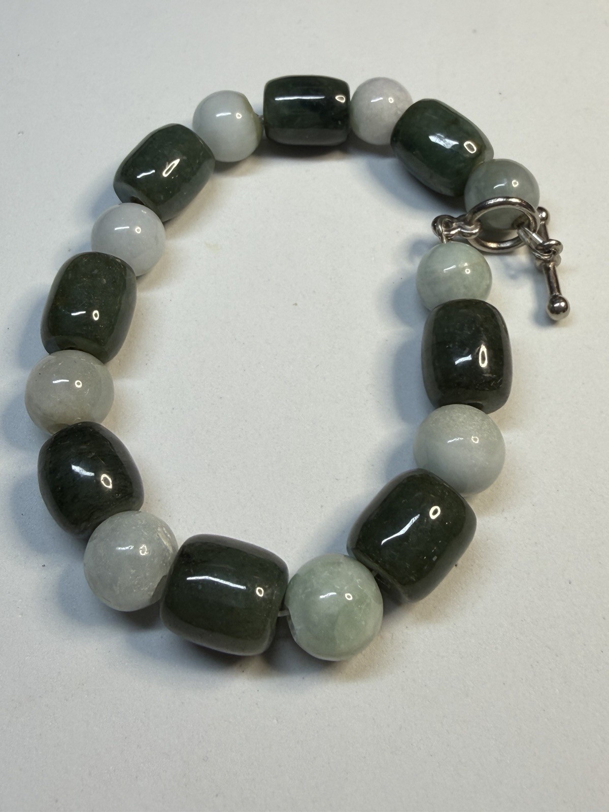 Vintage Natural Green Nephrite Jade & Agate Barrel Bead Toggle Bracelet 19.5cm