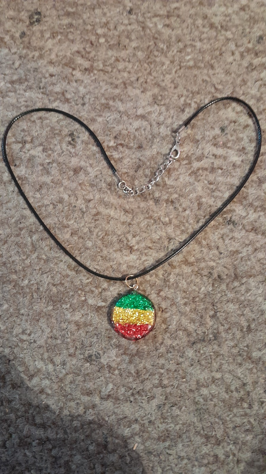 RASTA REGGAE – necklace / design size 2.5cm X 2.5cm approx FAST UK DELIVERY