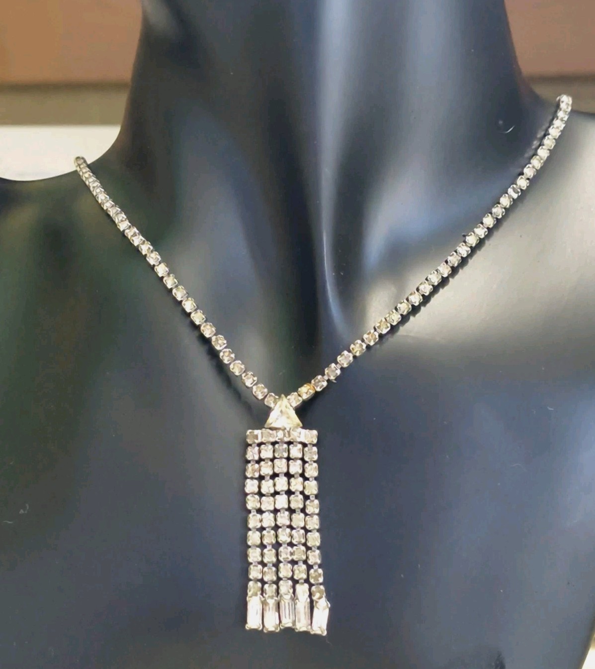 PARCO Vtg Clear Baguette & Round Rhinestone Silver tone necklace 15 In Elegant