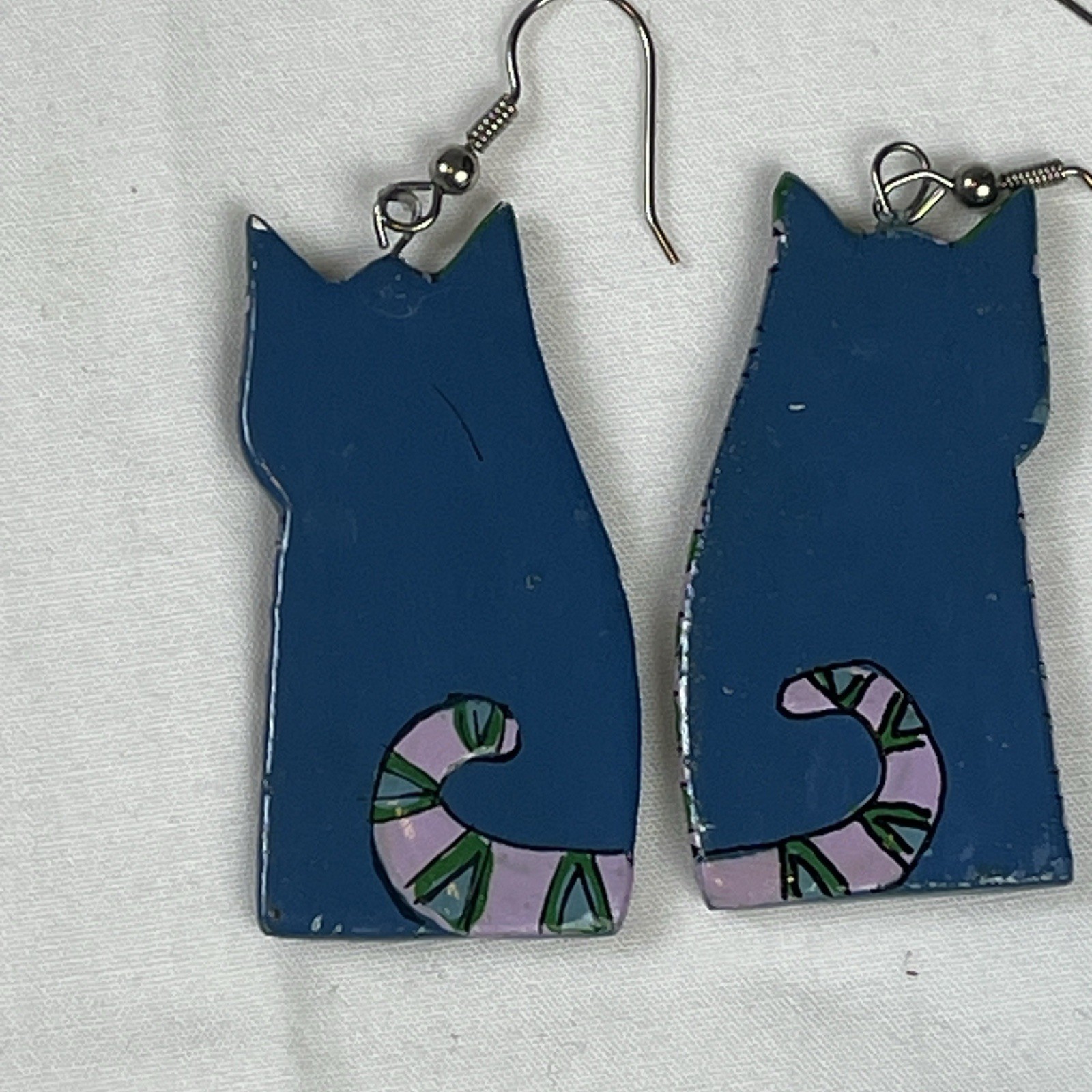 Vintage Wood Cat Earrings Hand Painted Wire Dangle Folk Art Laurel Burch Style