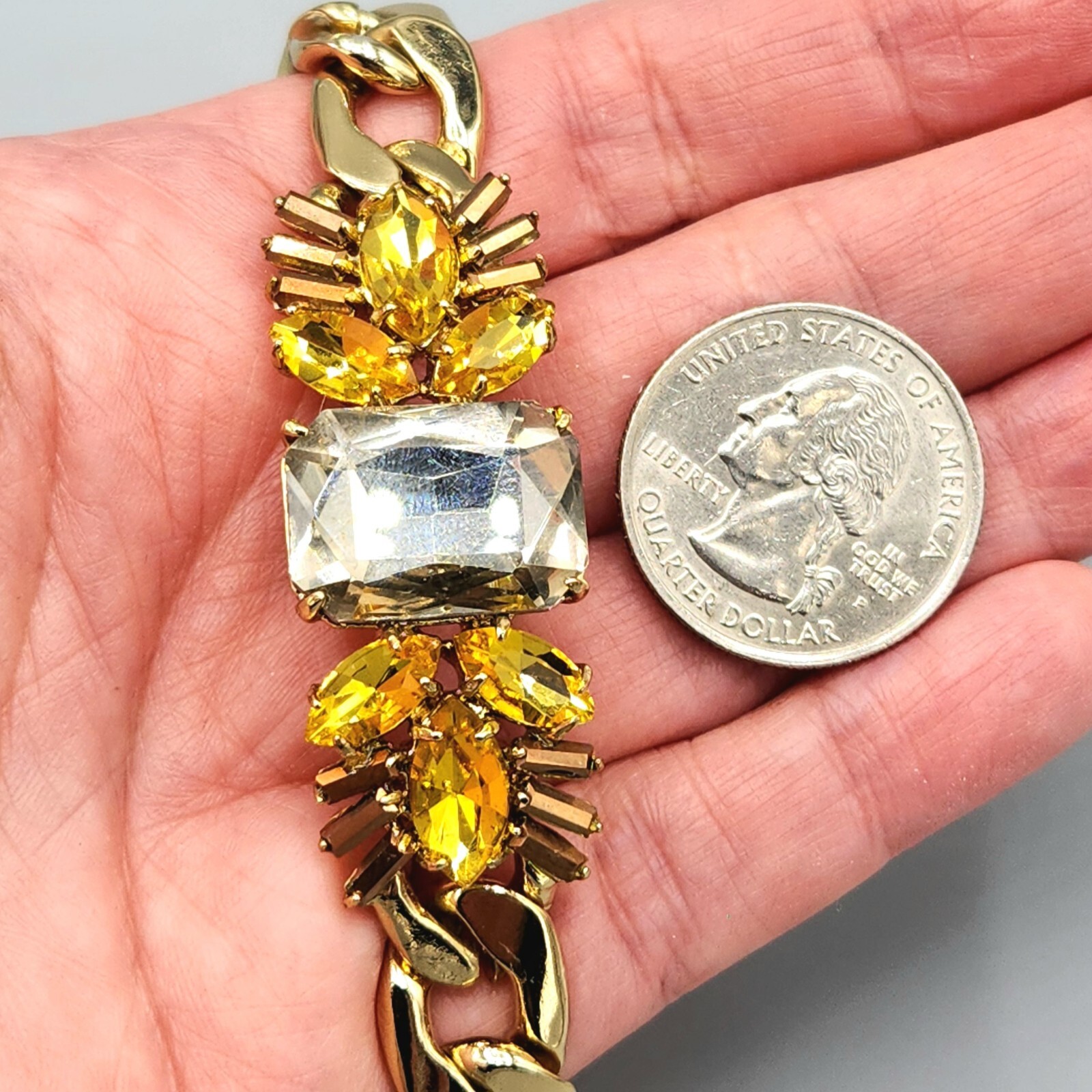 Featured Contemporary: Banana Republic Golden Smoke Crystal Chain Bracelet 7″