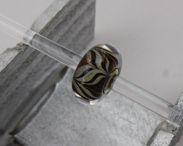 Authentic Trollbeads Roots of Wisdom Glass Bead Charm .925 LAA