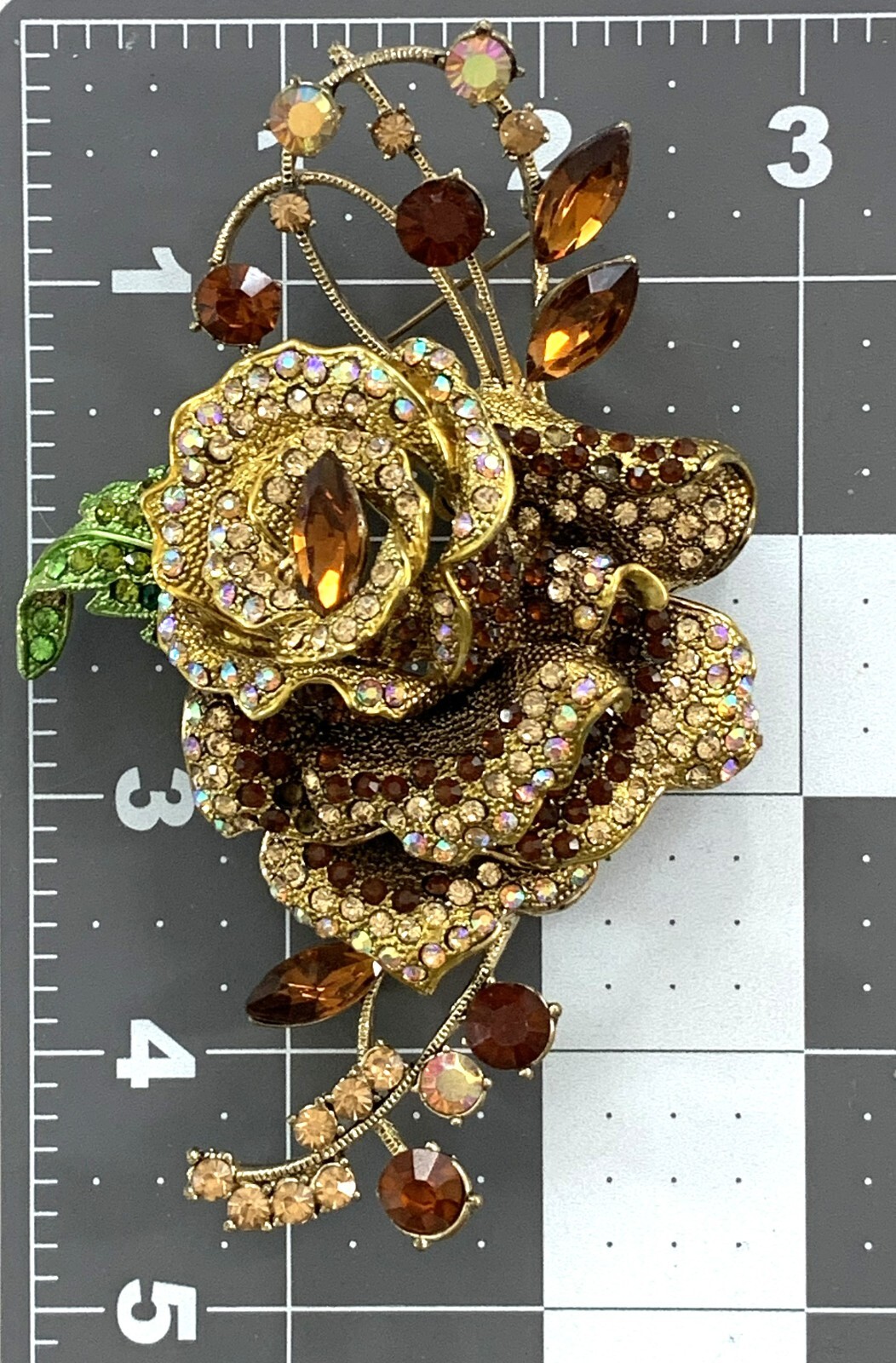 Beautiful LARGE Rhinestone Brooch (4.5″ x 3″)