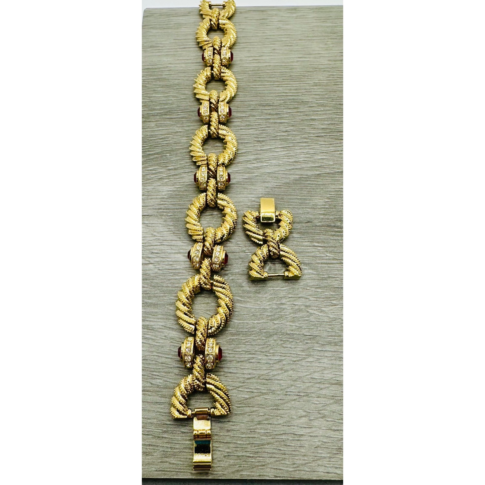 JBK Camrose & Kross Jacqueline Kennedy Ruby Red Crystal Gold Tone Link Bracelet