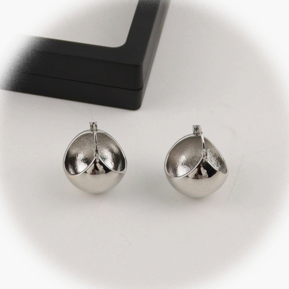 Polishing Silver Plated Alloy Openwork Spherical Design Everyday Drop Earrings