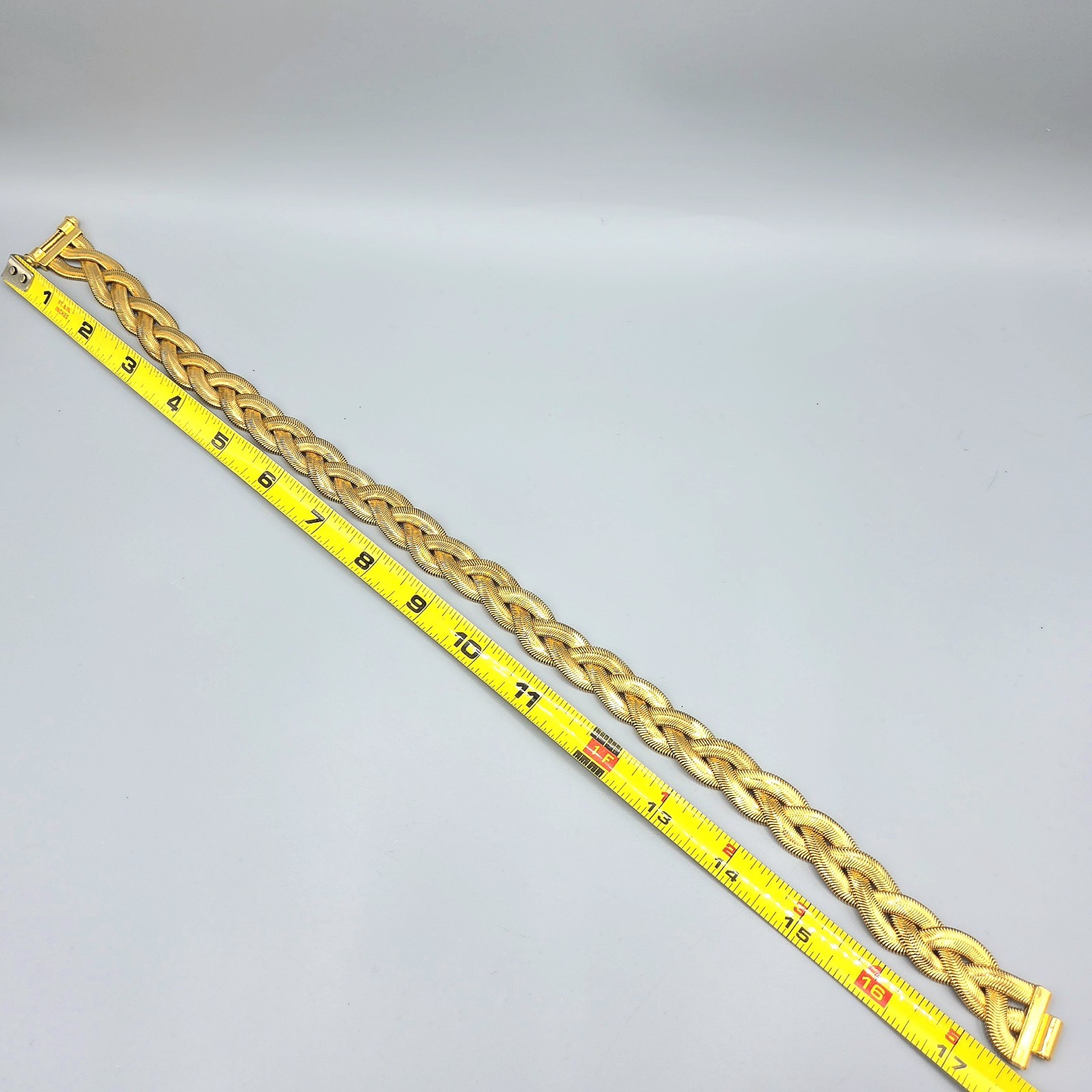 1990’s QVC Linda Dano Signed Gold Tone Triple Omega Chain Braided Necklace 17″