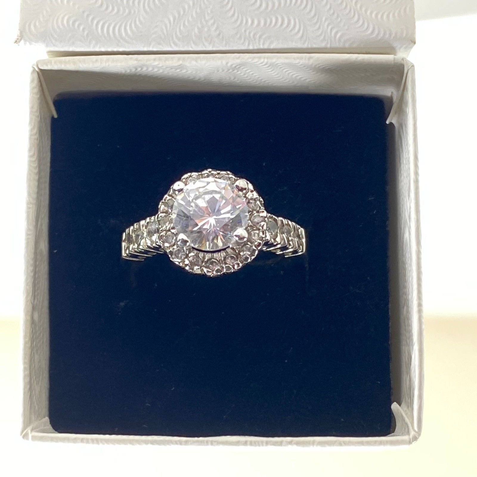 Lia Sophia Round Crystal CZ Halo Setting Ring Silver Tone Pave Size 8 Very Good