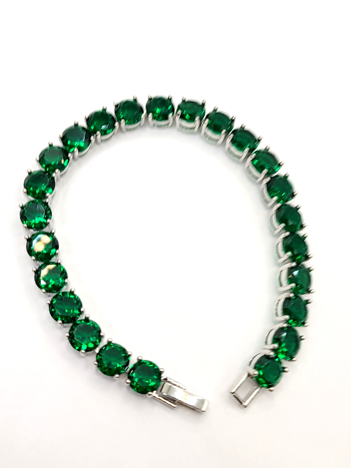 KEZEF Silver Plated Brass CZ Tennis Bracelet Round 5mm CZ – 7 Inch Green Emerald