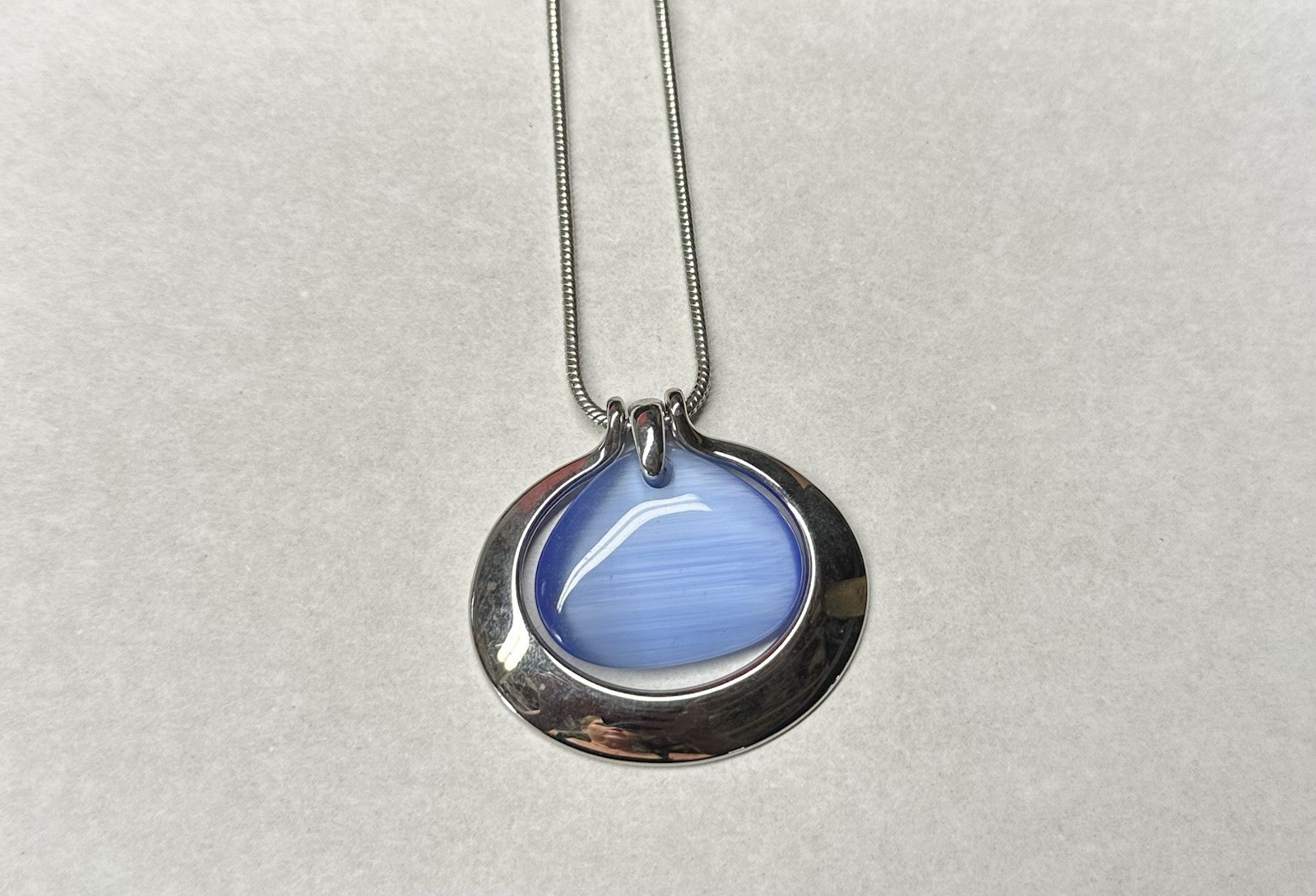 Lia Sophia Blue Cat Eye Pendant Necklace & Matching Earrings Silver Tone Set