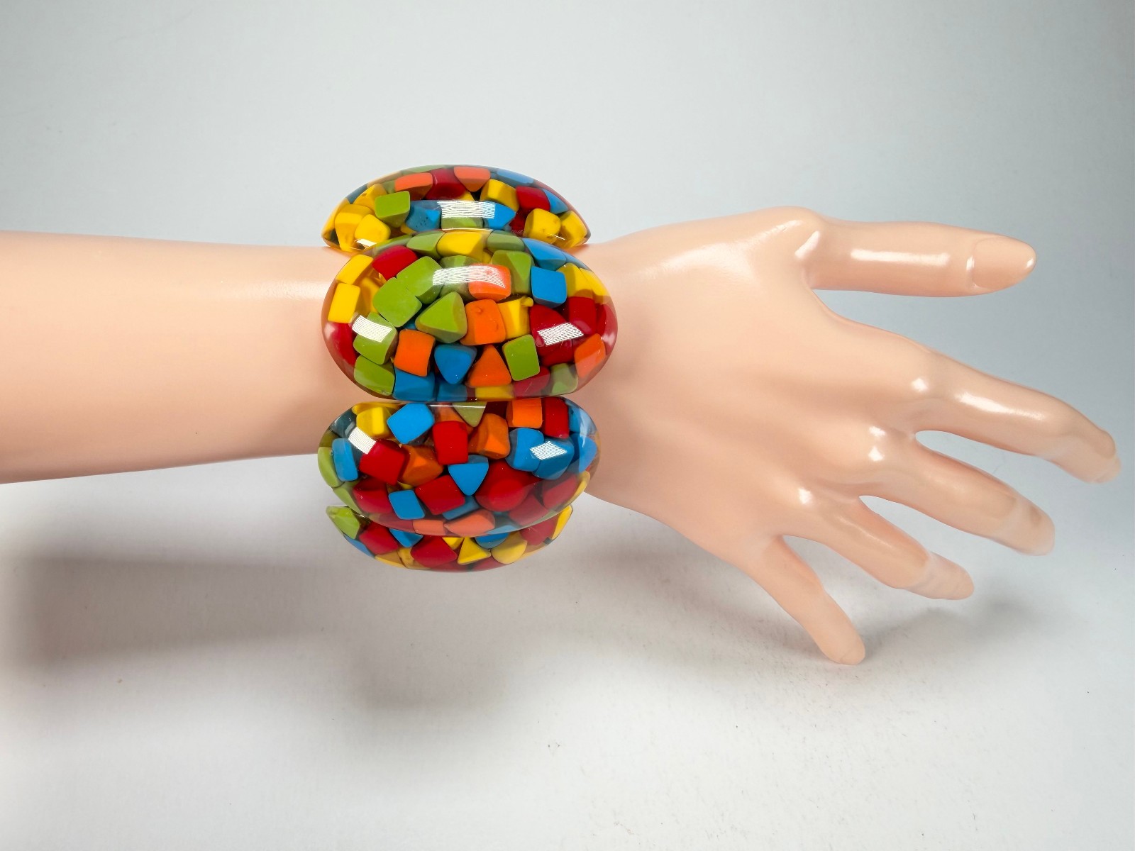 Marion Godart – Confetti “Sept Pièces” Summer Mix Elasticated Resin Bracelet