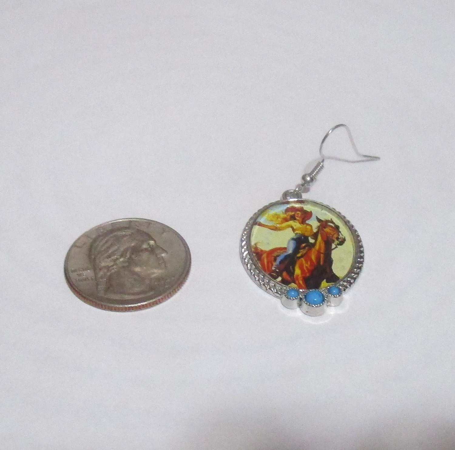 Retro look western women’s cowgirl and horse earrings