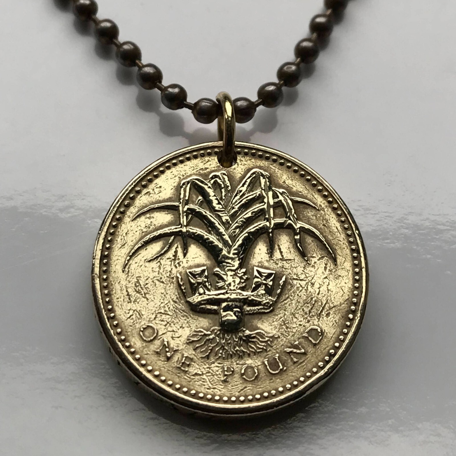 1985 Wales United Kingdom 1 Pound coin pendant Welsh leek Cardiff Swansea 002400