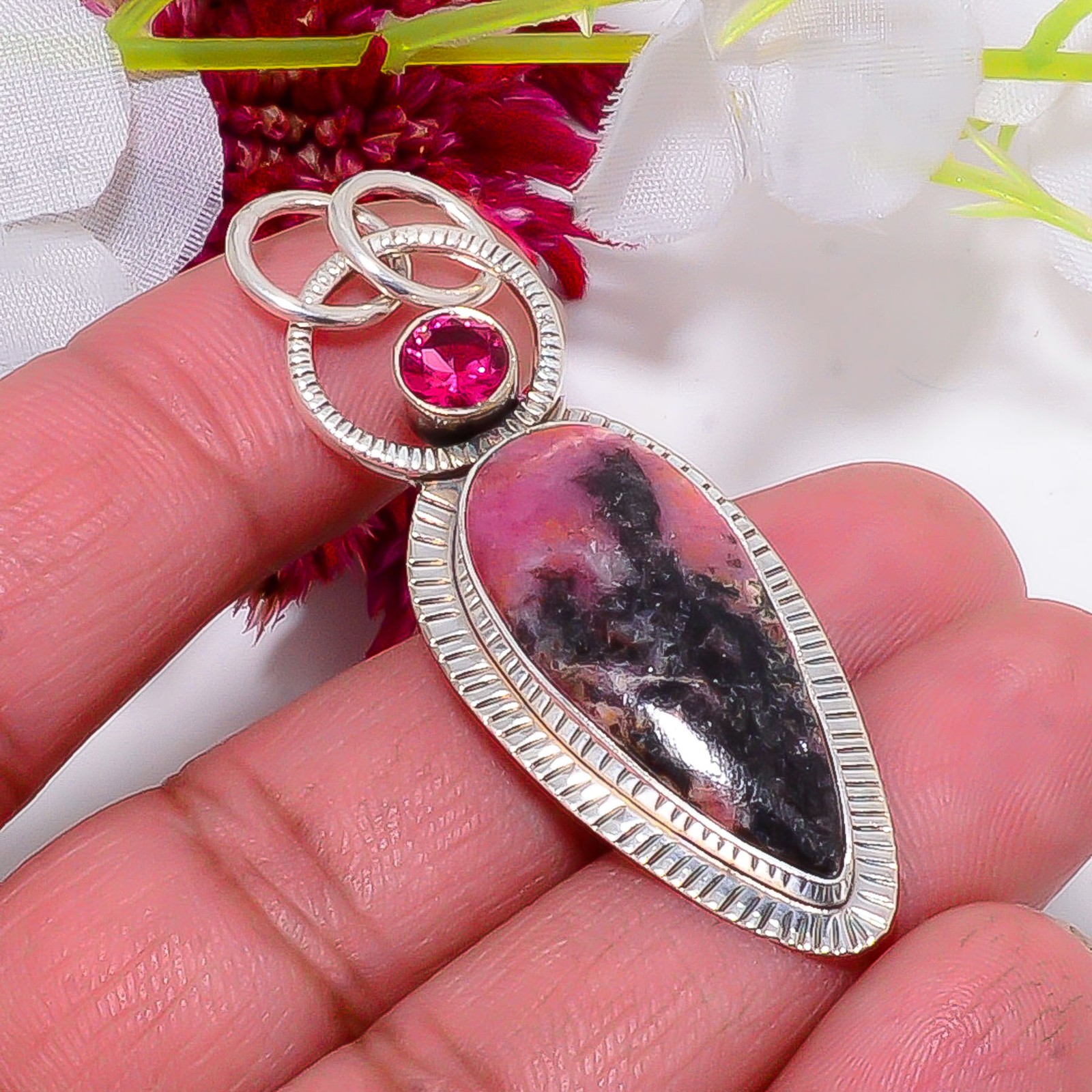 Black Manganese In Rhodonite925 Sterling Silver Pendant 2.15″ Sku50