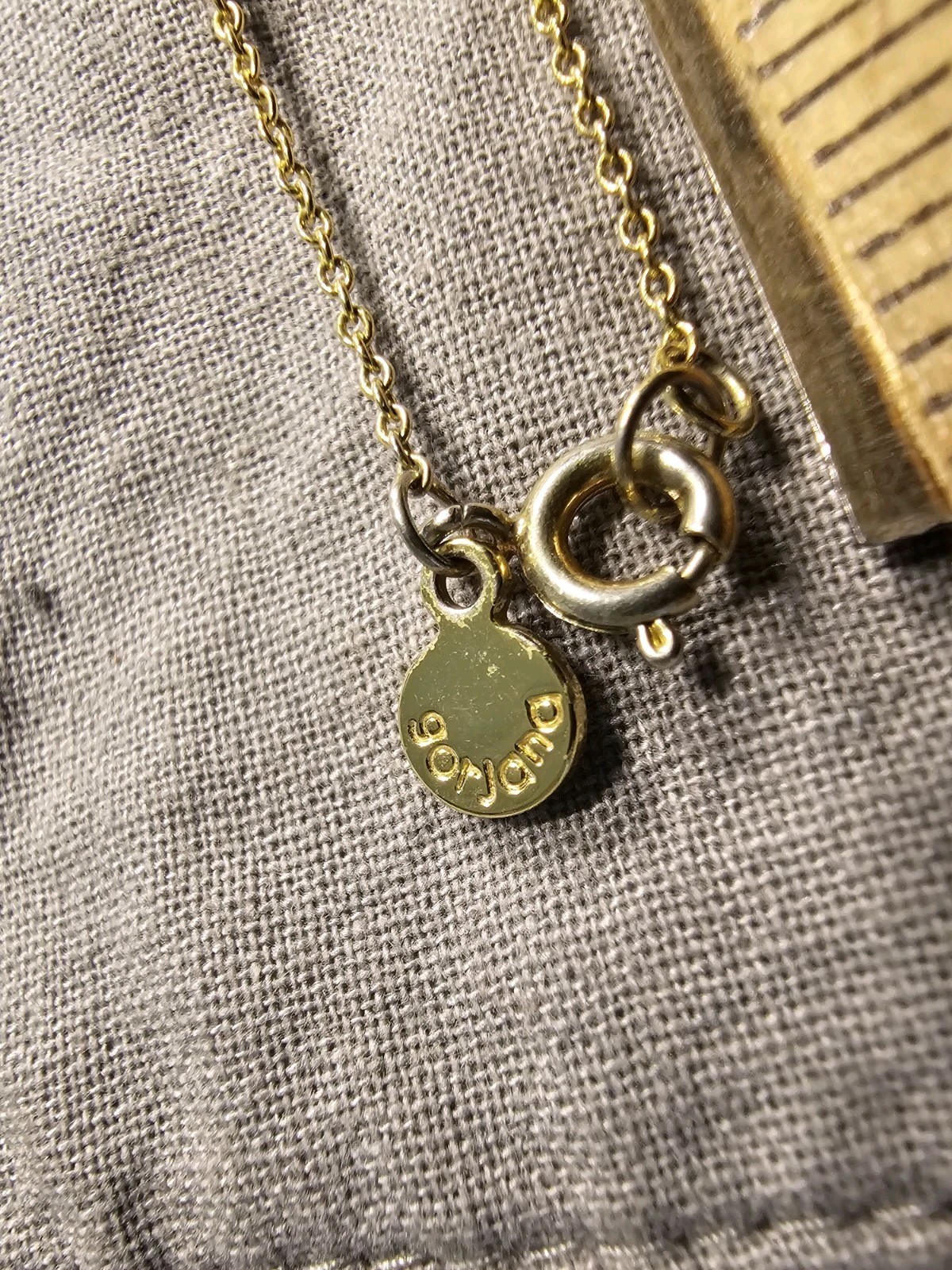 Beautiful Gorjana Rhinestones Necklace Goldtone Gift C98