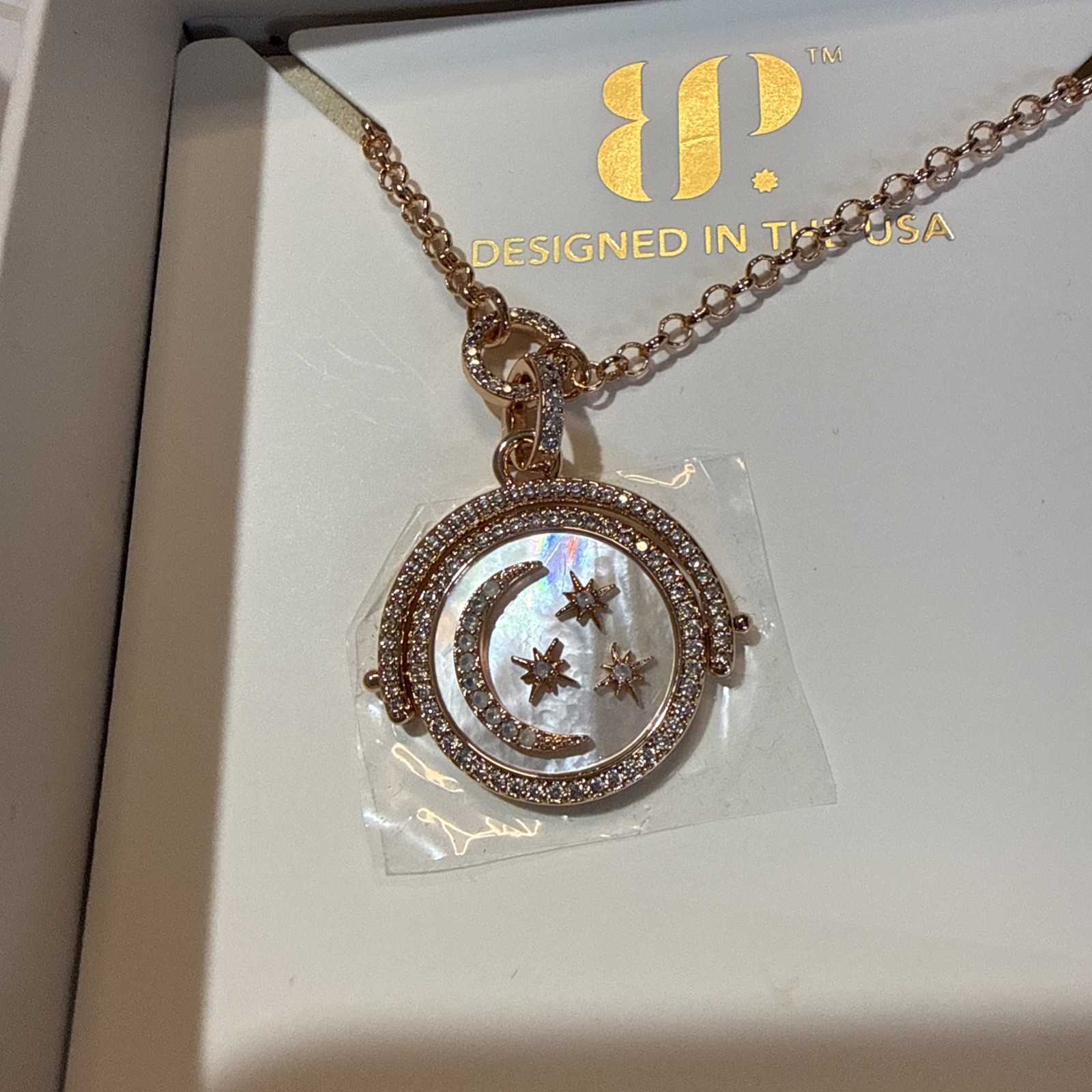 Bomb Party Halo Two Souls One Sky NK69477 Moonstone Rose Gold