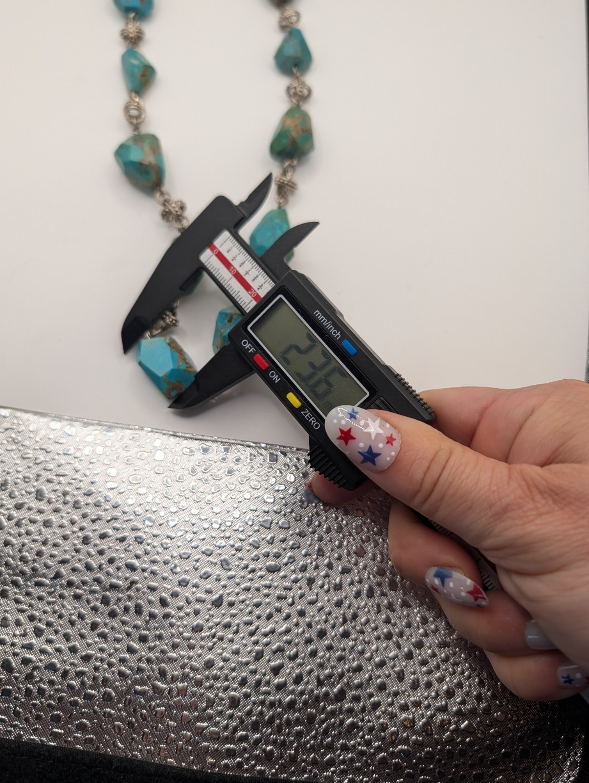 Turquoise Faceted Stone Beaded Statement Necklace Silver Tone Toggle Clasp