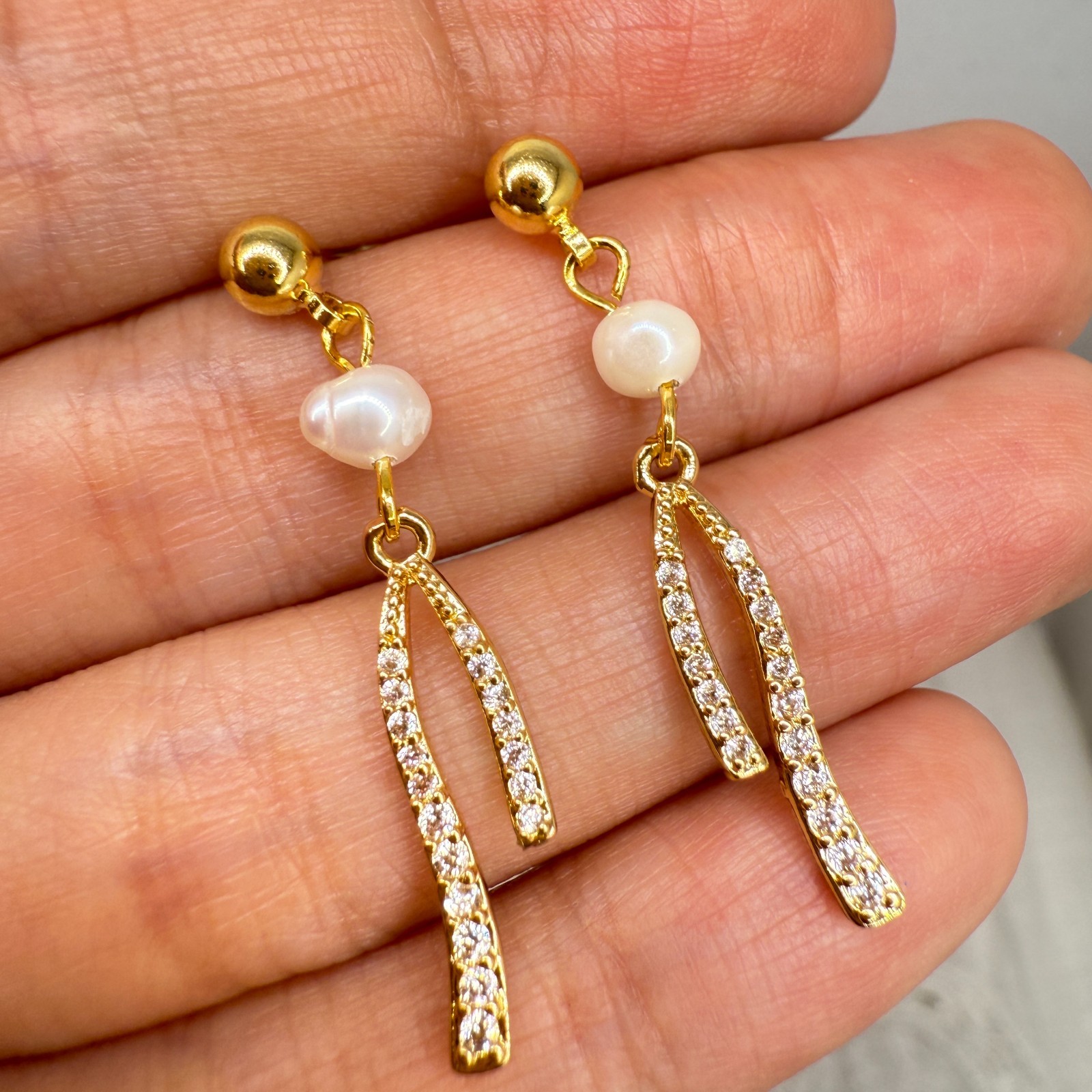 Natural Freshwater Pearl Earrings 14K Gold Plated Ribben Zircon Drop Handmade