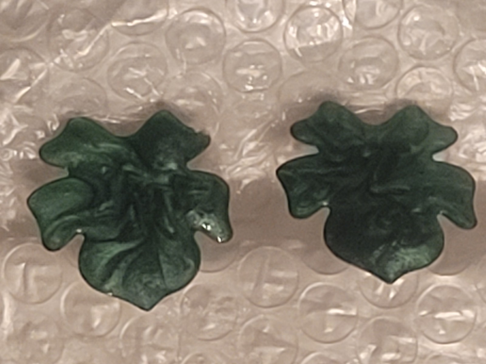 Vintage Sculptural Shimmery Emerald Green Leaf Stud Earrings (Pierced Posts)