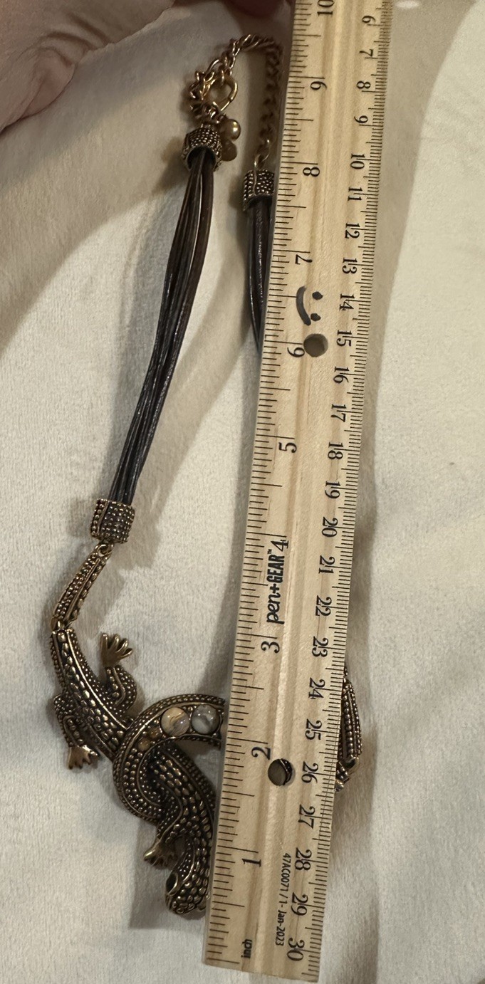 Lizard Pendant Necklace Leather strands VTG detailed Statement Reptile Woman’s
