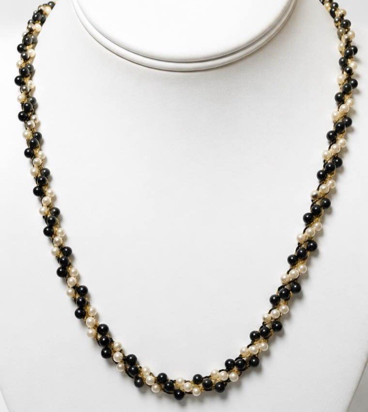 Vintage Signed Trifari Black & Ivory Pearl Necklace