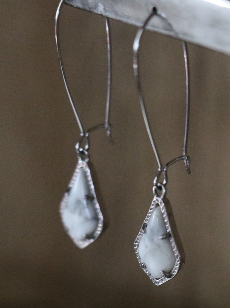 Kendra Scott Lori Rhombus Dangle Drop Earrings With Howlite Stone