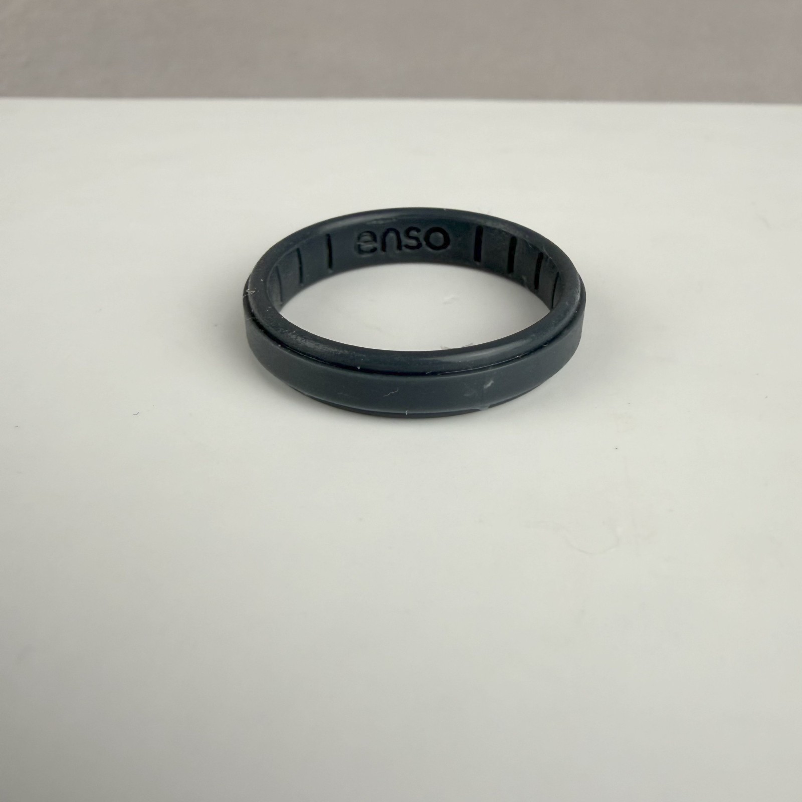 Enso Rings Men’s Size 10 Gray Thin Classic Rise Silicone Ring