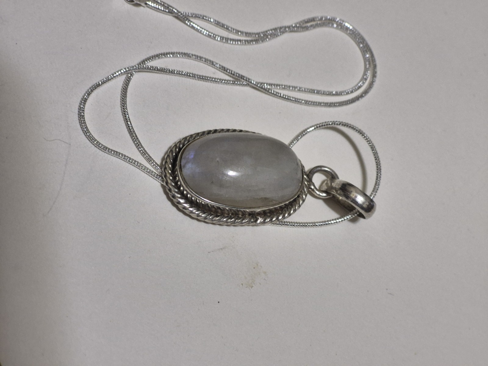 925 Sterling Silver Rainbow Moonstone Oval Pendant Necklace 14.7g