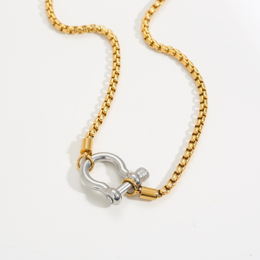 Fashion sports style stainless steel carabiner necklace 18inch 45cm