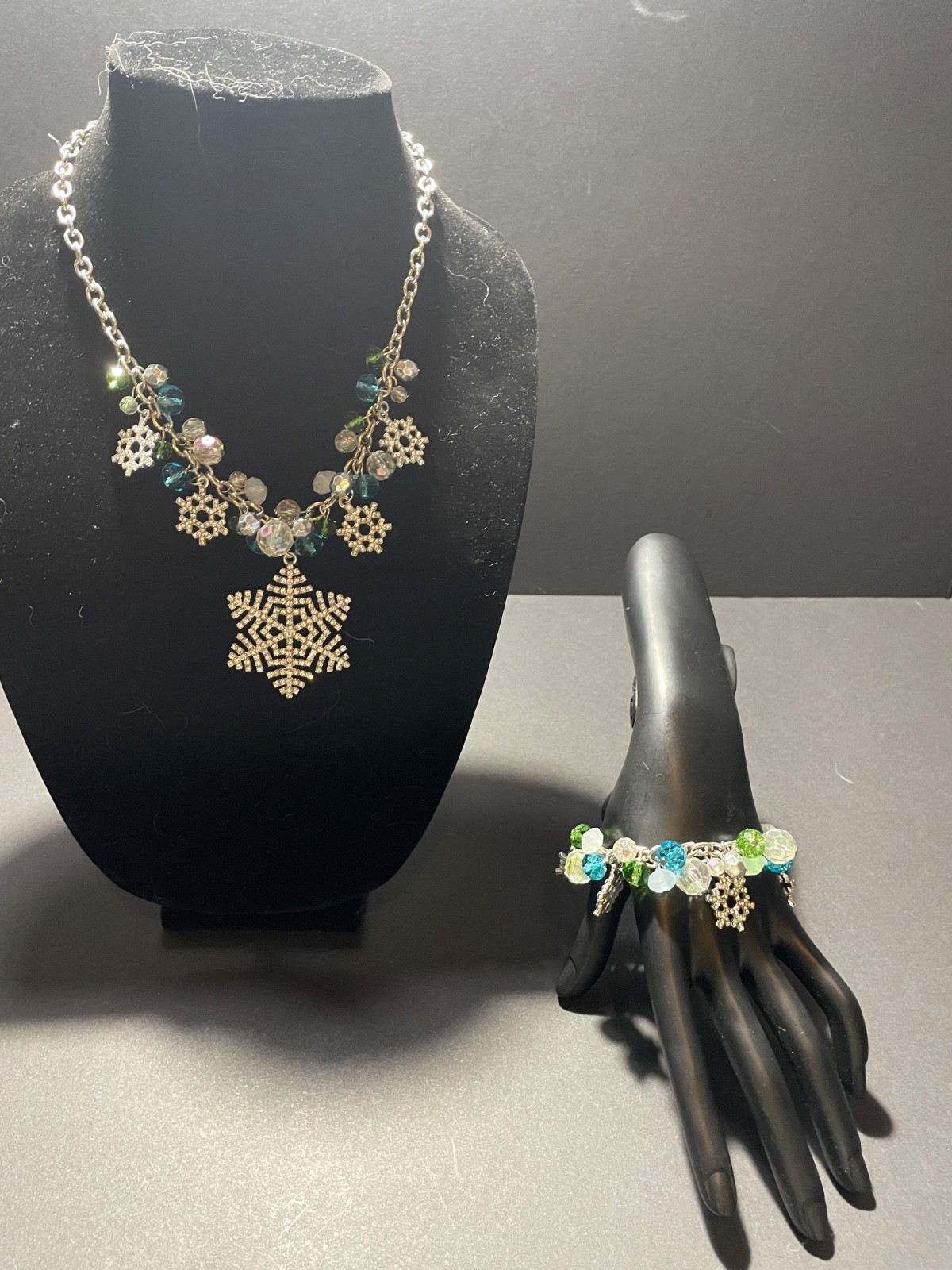 Pier 1 Snowflake Necklace Bracelet Set 19-21″ Holiday Christmas Rhinestone Charm