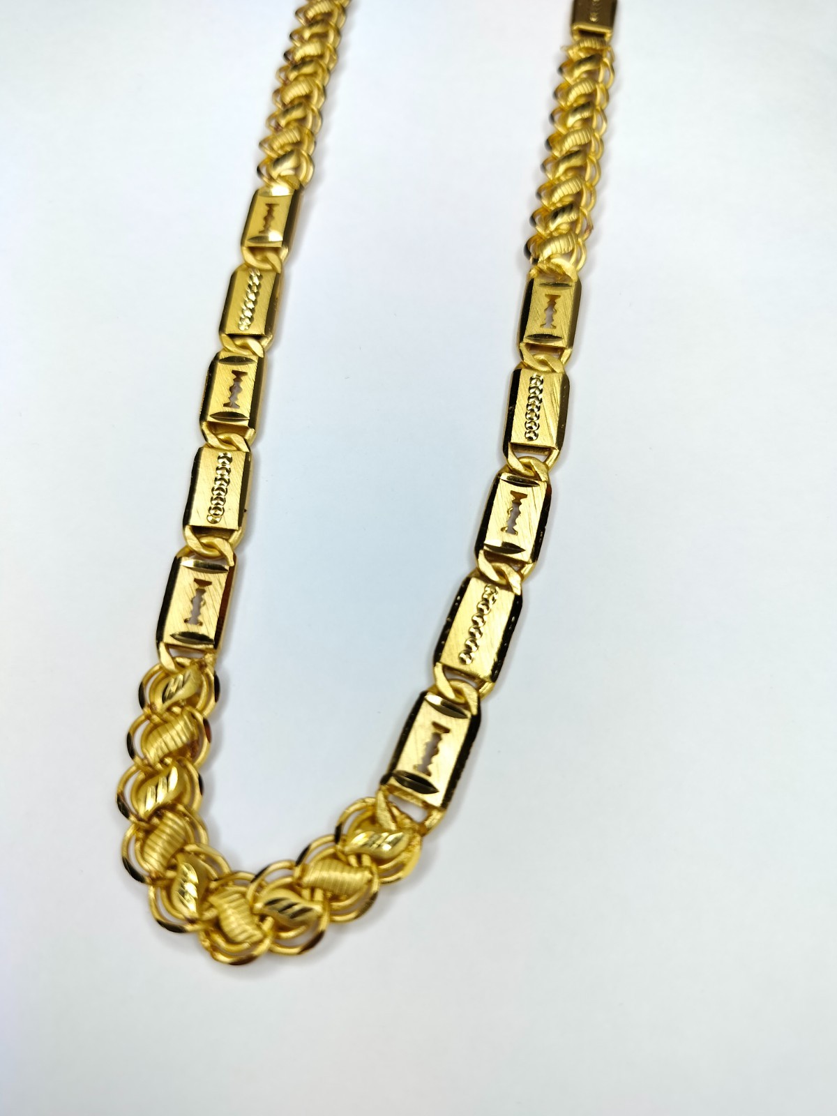 22kt Yellow Gold Plated Cuban Curb Chain Necklace 22 inches for men