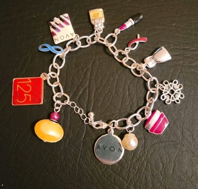 Avon Charm Bracelet 2011 125th Anniversary – 7-8in