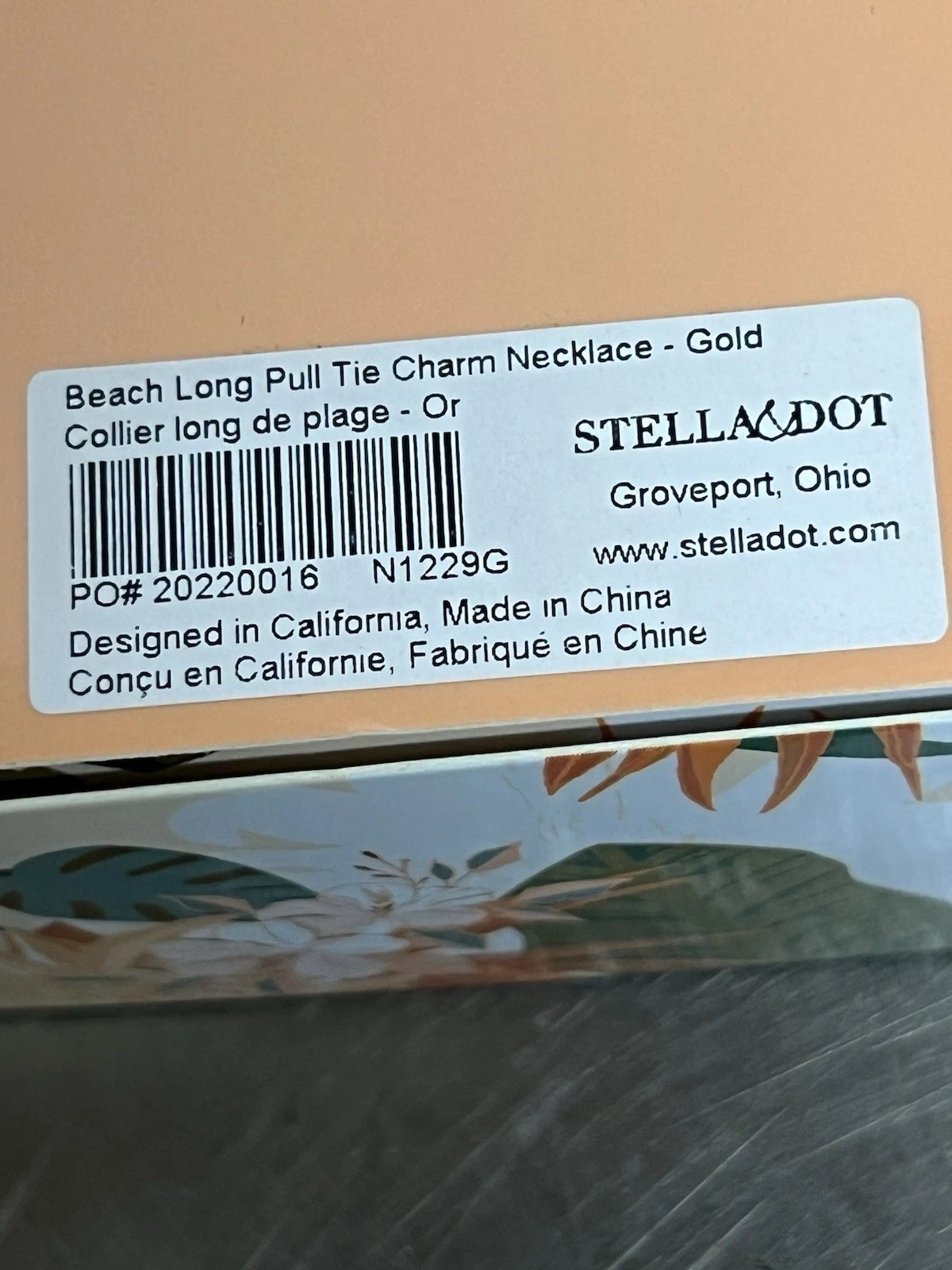 Stella & Dot Beach Long Pull Tie Necklace – New in Box! Pretty!