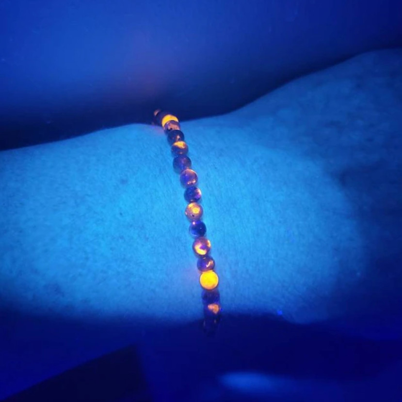 Yooperlite 4mm Beads UV Reactive Fluorescent Glowing Healing Women Men Bracelet