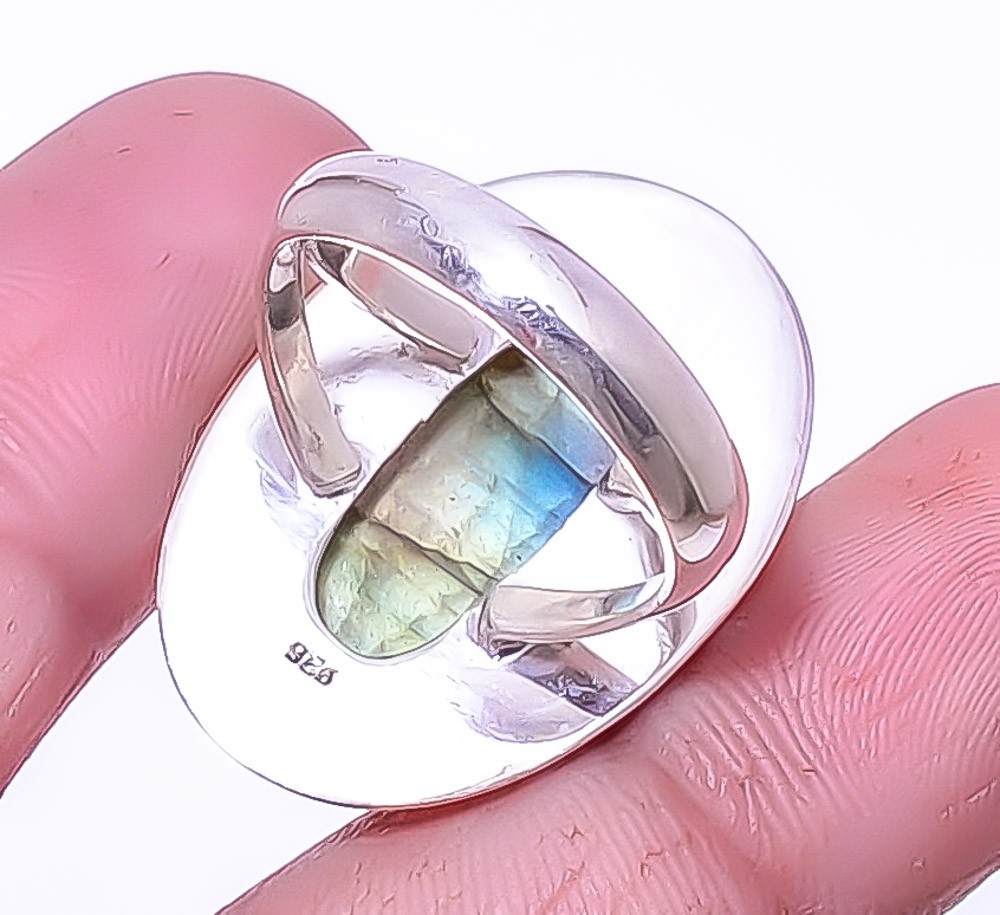 Labradorite – Canada Gemstone Silver Handmade Jewelry Ring s.8 A335