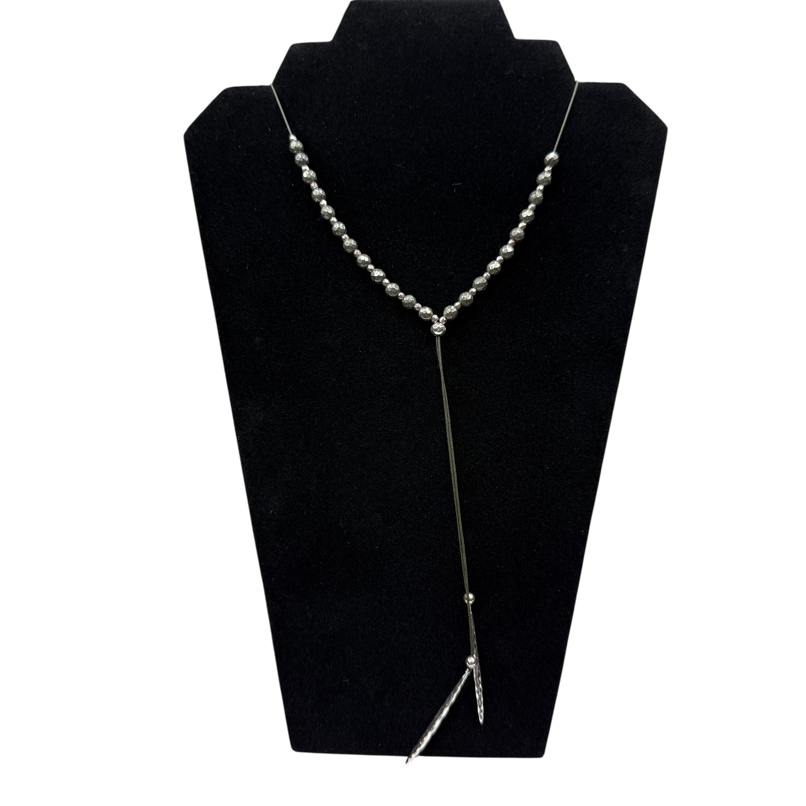Lariat Y Necklace Green Grey Faceted Metal Beads Silver Tone Bar Pendant 18 in