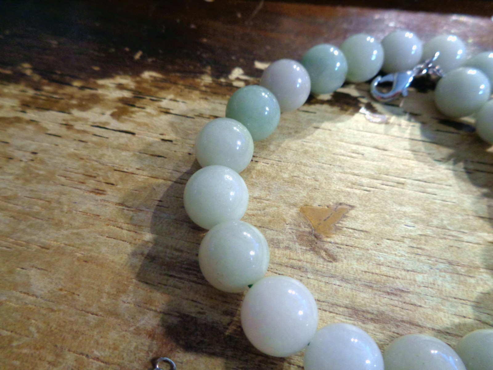 12.5MM MIXED CELADON GREEN LAVENDER JADE JADEITE ROUND BEAD NECKLACE 18-19.5″