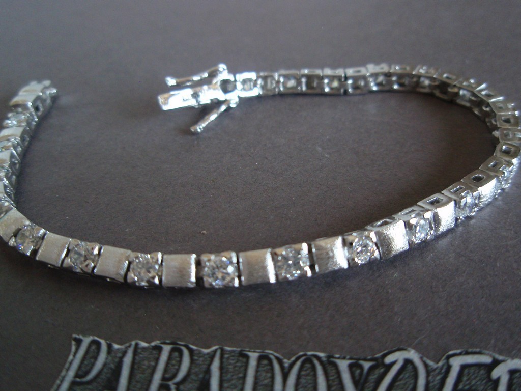 GORGEOUS Sterling Silver 925 White CZ Tennis Square Links Bracelet ~ 7 in