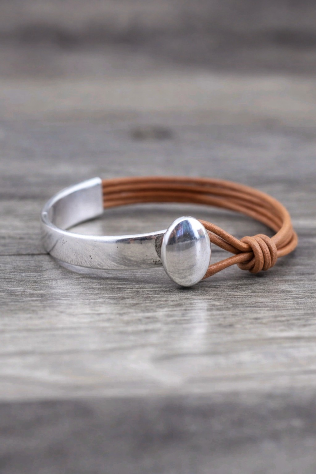 Minimalist Brown Leather Wrap Bracelet Silver Tone Zinc Alloy Cuff 20cm 7.9in