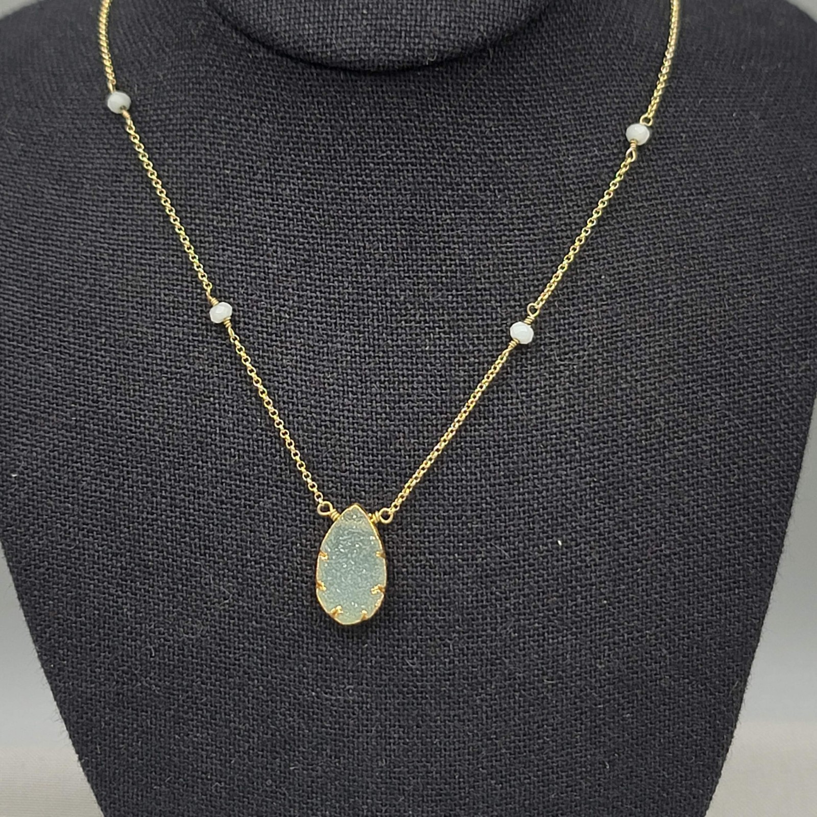Luna Norte Green Druzy Teardrop Pendant Necklace Gold tone 18″ – 20″