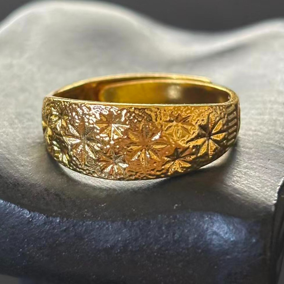 Floral Pattern Ring Band Gold-plated? (NOT SURE) marked ‘999’, Size 9 adjustable
