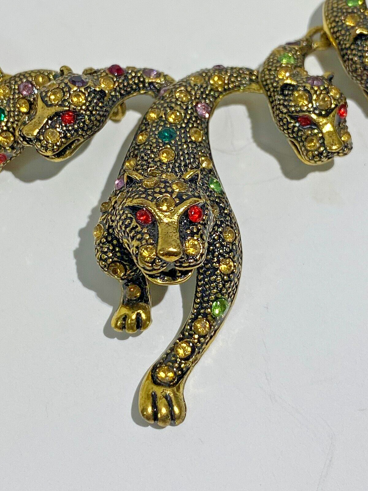 Quality Bronze Tone Tigers With Crystal Beaded Gold Necklace Lobster Claw Clasp